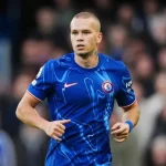 Bom tấn Chelsea: HLV Rosenior tiết lộ sự thật về tình hình của Mudryk sau scandal doping 1