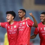 Lý Đức 'bùng nổ' sau khi được HLV Polking trao cơ hội, CAHN thắng đậm 6-1 1