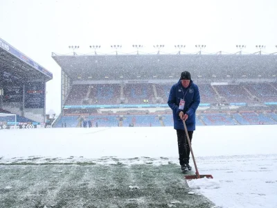 Sốc: Premier League ‘ngủ đông’ trong chợ Tết, Big Six im lặng đáng sợ vì lý do này!