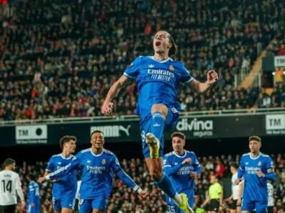 Mbappe ‘hóa thần’ phút 90+1, Real Madrid rượt sát nút Barca sau chiến thắng nghẹt thở