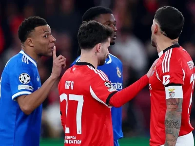 Sốc: Mbappe lên tiếng đòi UEFA CẤM VĨNH VIỄN cầu thủ Benfica sau scandal phân biệt chủng tộc với Vinicius