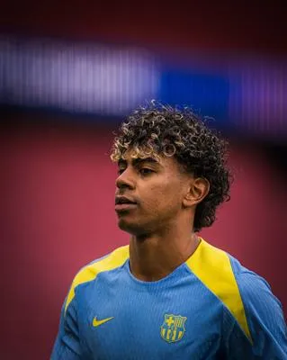 Lamine Yamal tin vào màn ngược dòng trước Atletico Madrid 1